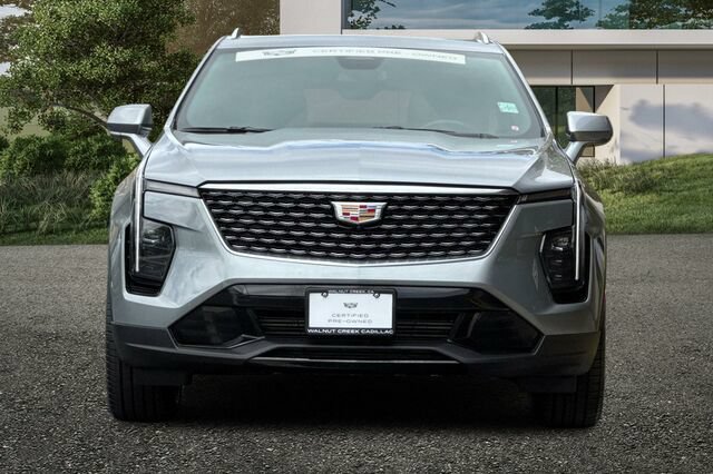 Certified 2025 Cadillac XT4 Premium Luxury FWD image 9