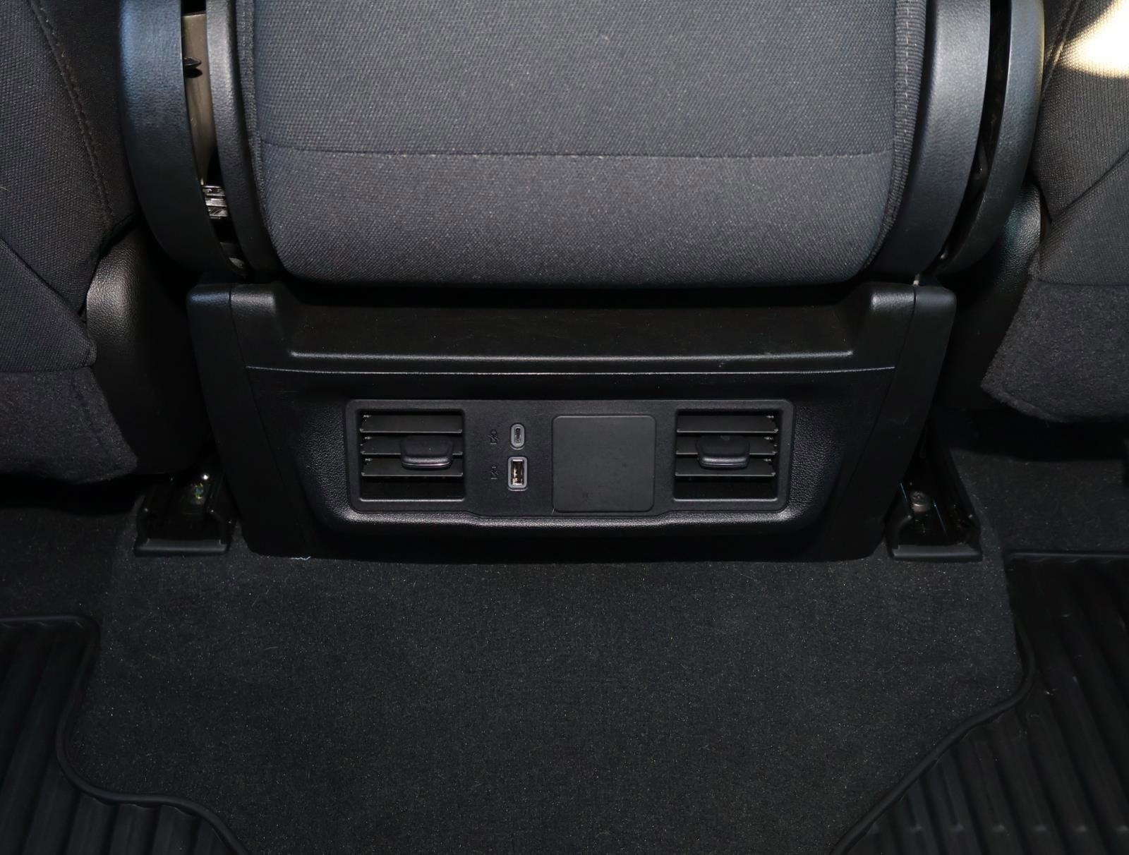 Used 2025 Chevrolet Silverado 1500 Custom image 13