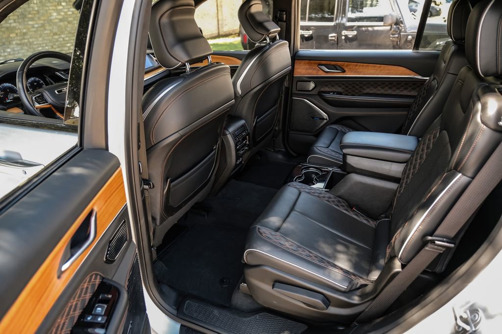 Used 2023 Jeep Grand Cherokee L Summit image 52