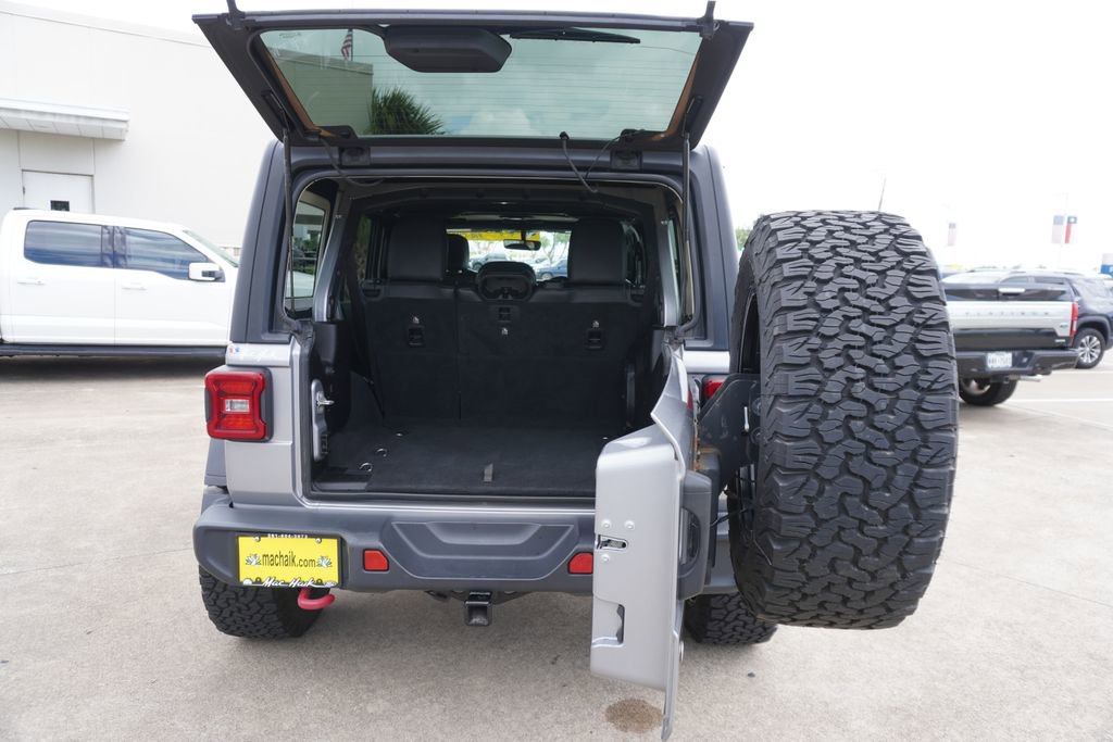 Used 2018 Jeep Wrangler Unlimited Rubicon AWD/4WD image 28
