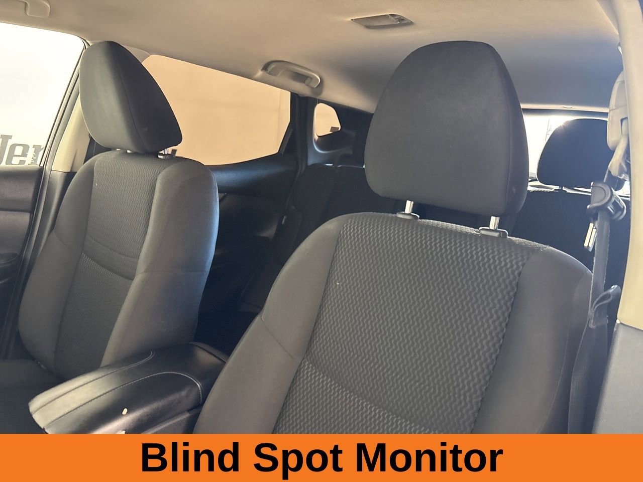 Used 2020 Nissan Rogue Sport S image 10