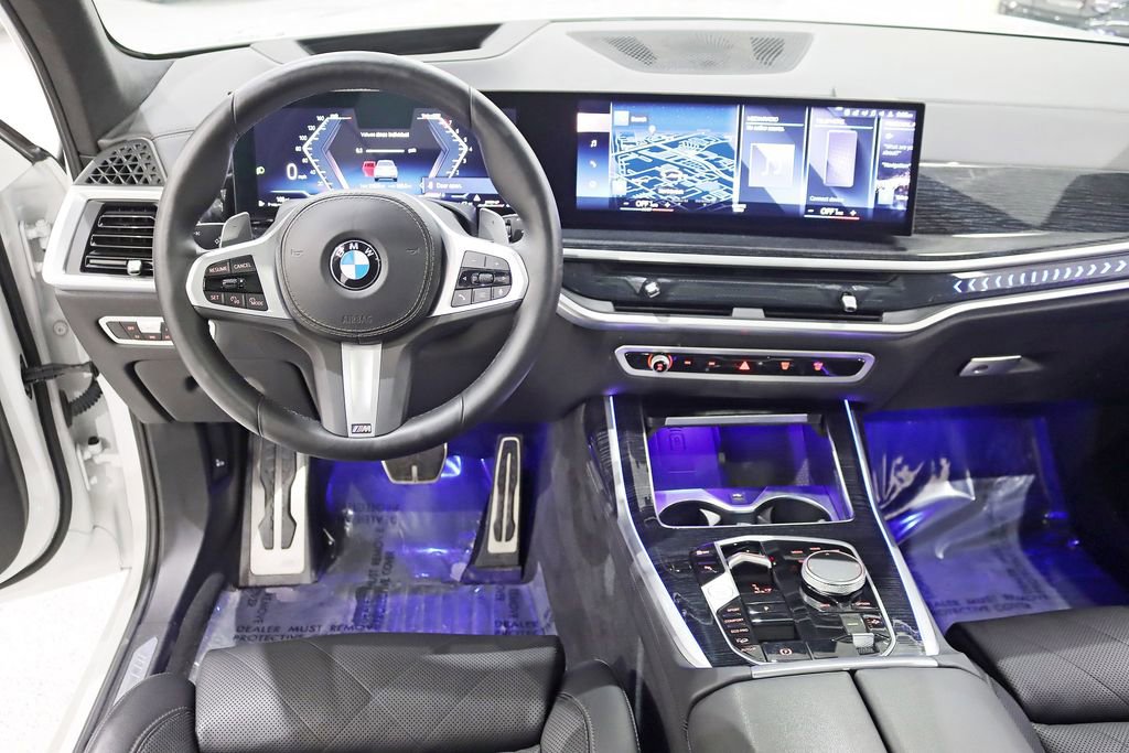 Used 2023 BMW X7 xDrive40i w/ M Sport Package image 14
