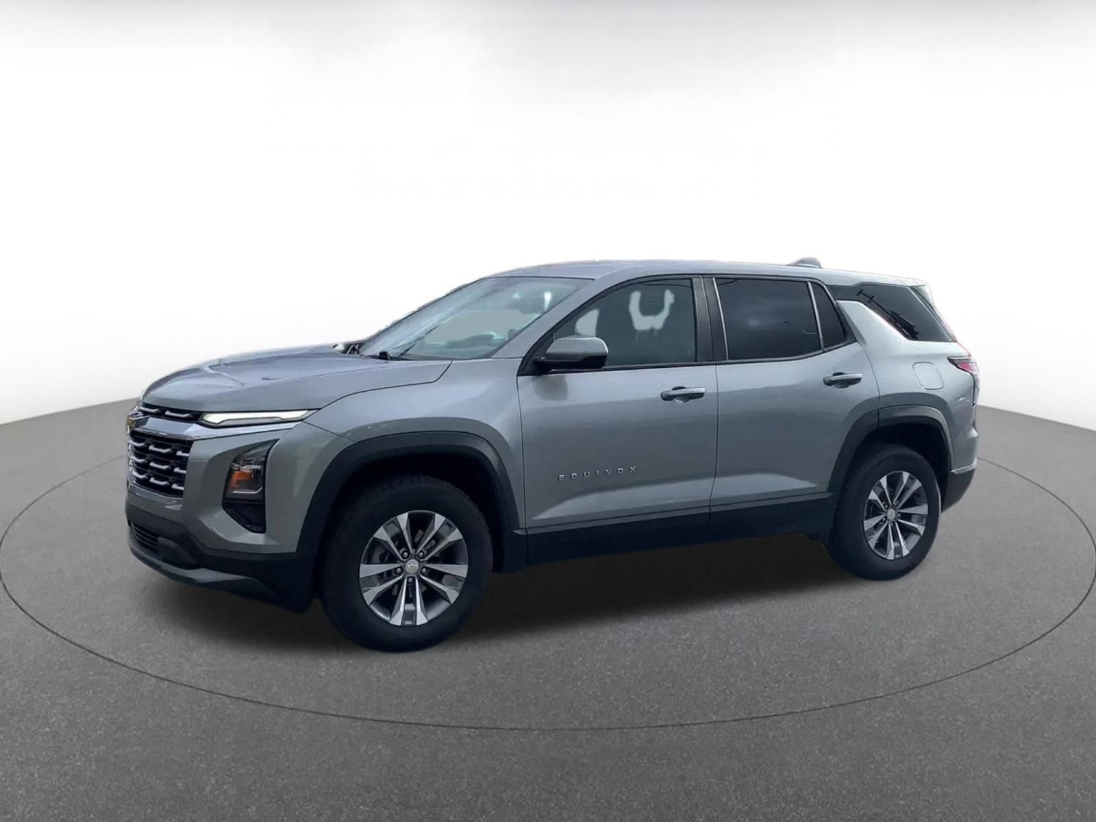 Used 2025 Chevrolet Equinox LT image 8
