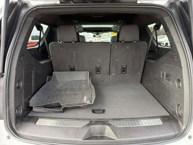 Certified 2022 GMC Yukon XL Denali image 9