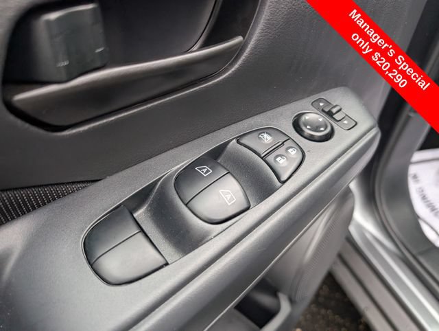 Certified 2025 Nissan Kicks Play S FWD image 16