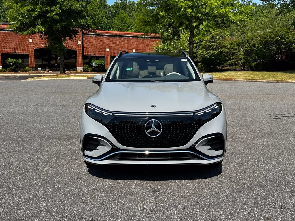 New 2026 Mercedes-Benz EQS 400 4MATIC SUV image 3