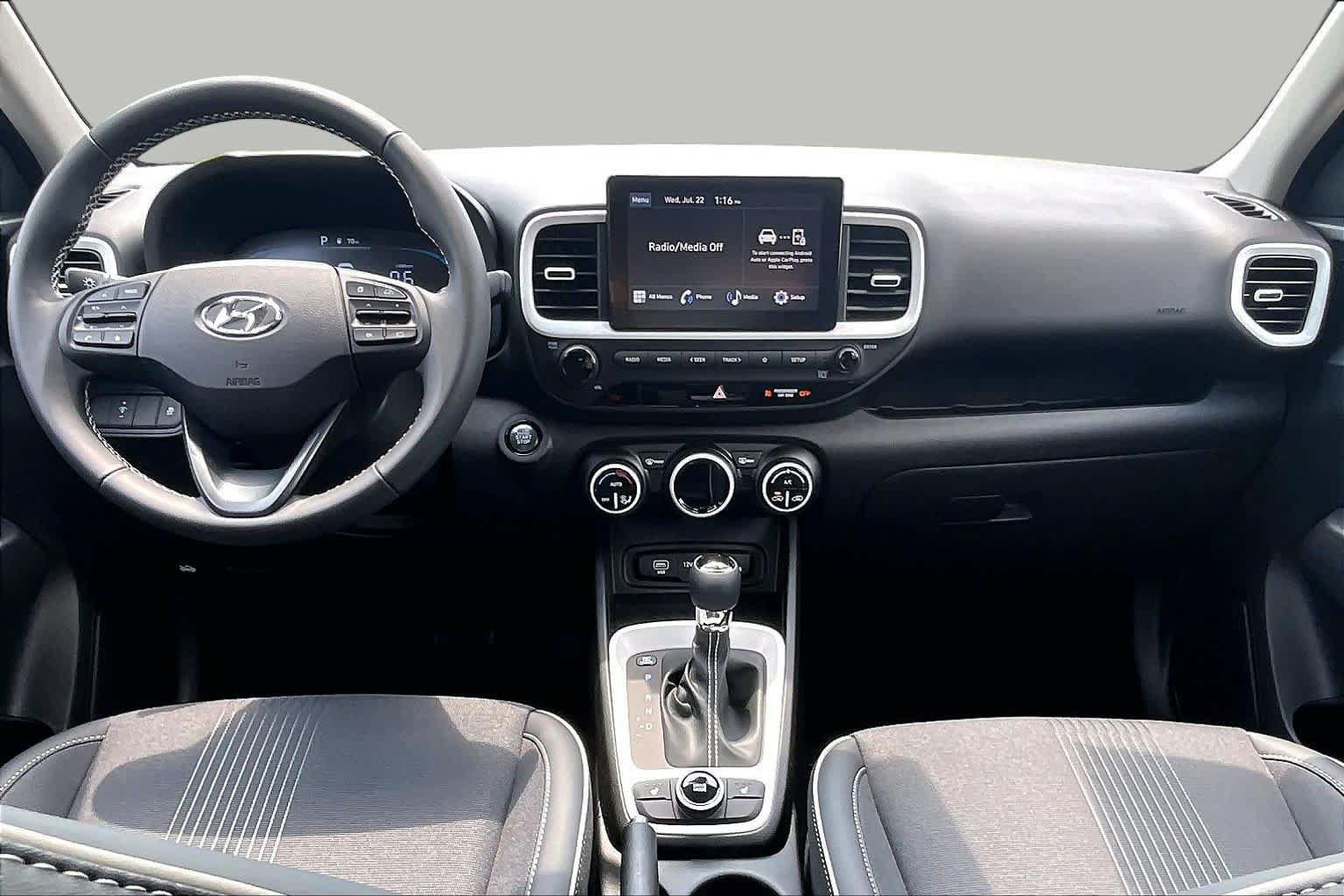 New 2026 Hyundai Venue SEL FWD image 5