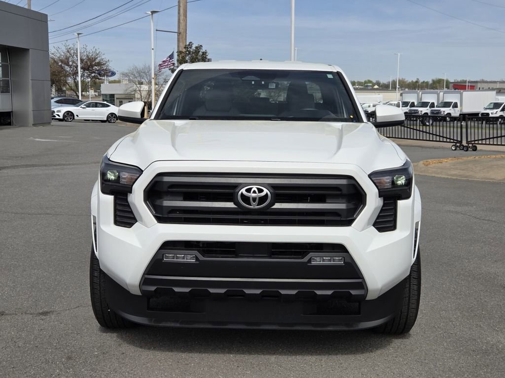 Used 2025 Toyota Tacoma SR5 image 14