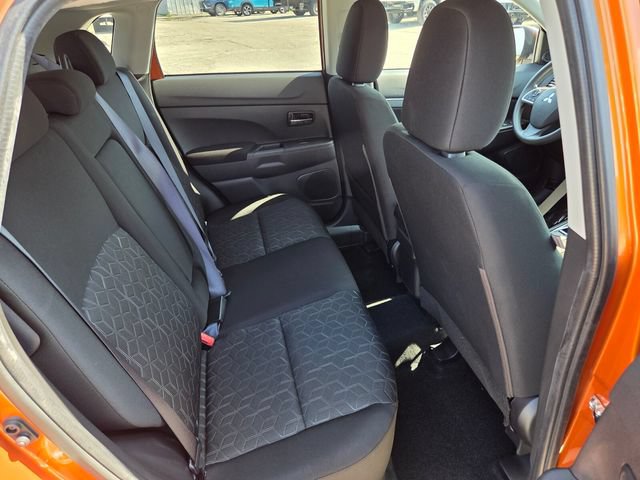 Used 2024 Mitsubishi Outlander Sport LE AWD/4WD image 13
