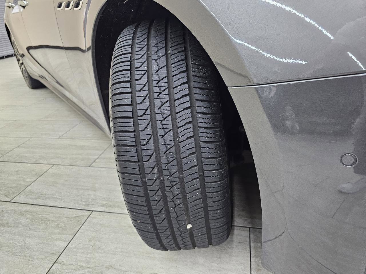 Used 2018 Maserati Ghibli RWD image 38