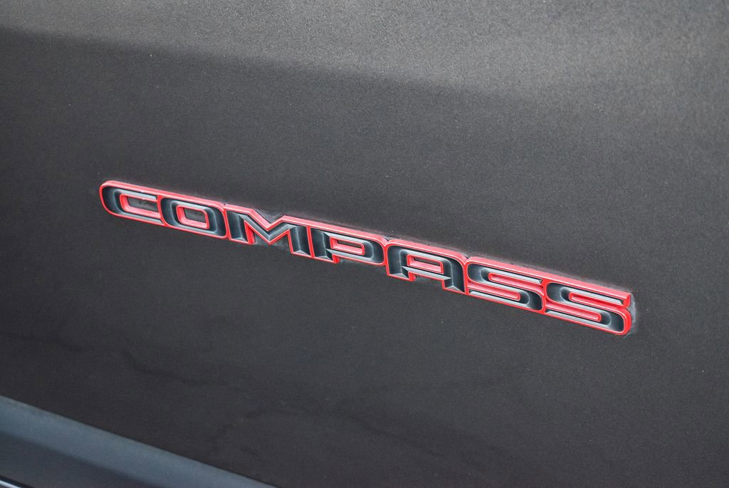 Used 2023 Jeep Compass Trailhawk image 10