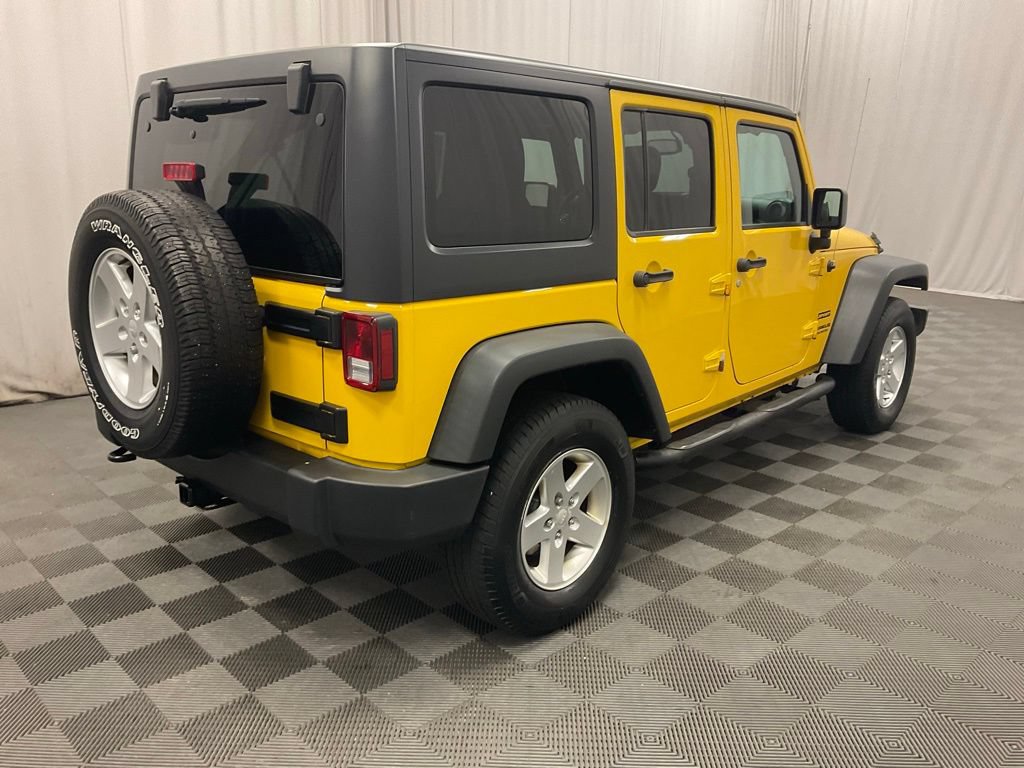 Used 2015 Jeep Wrangler Unlimited Sport w/ Quick Order Package 24S AWD/4WD video 3
