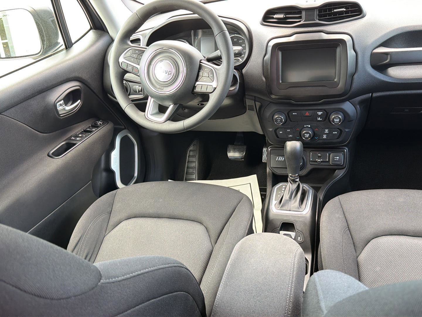 Used 2021 Jeep Renegade Sport w/ Sport Appearance Group AWD/4WD image 28