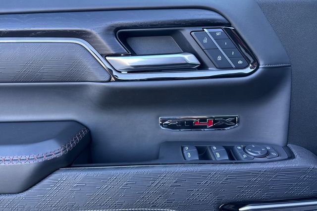 Used 2025 GMC Sierra 1500 AT4X image 11