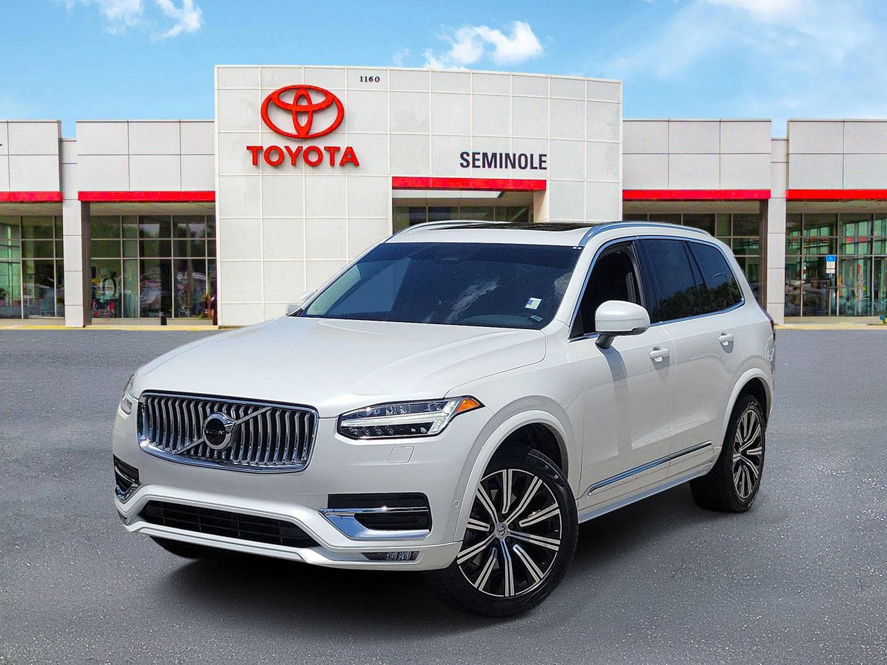 Used 2023 Volvo XC90 B6 Plus