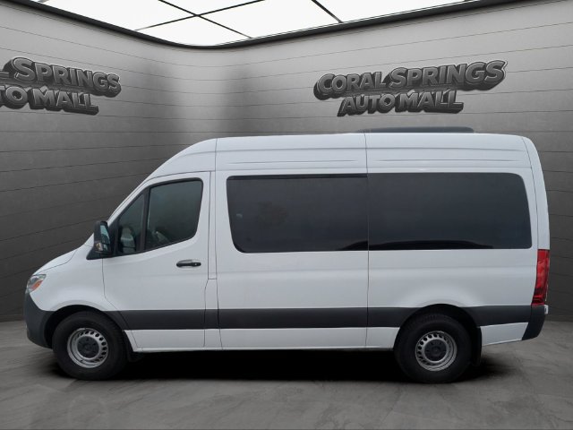 Used 2024 Mercedes-Benz Sprinter 2500 image 4