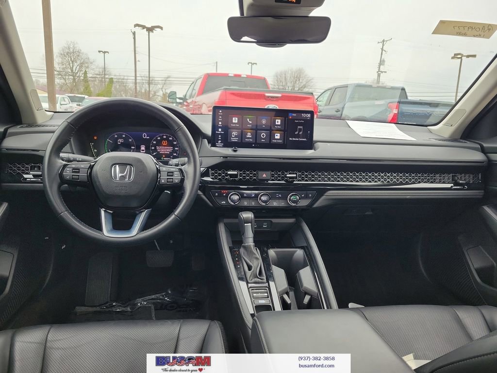 Used 2024 Honda Accord Touring image 7