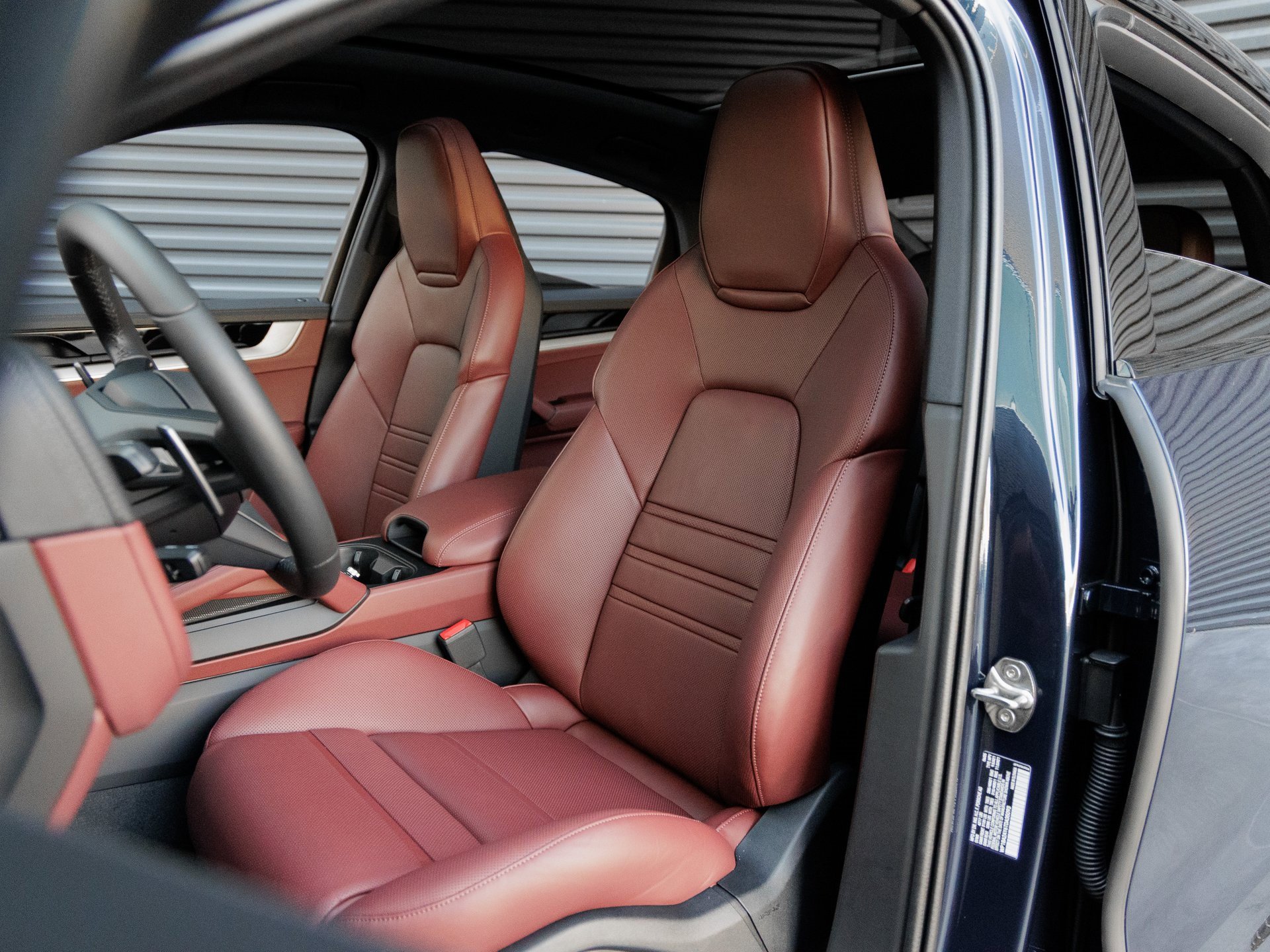 New 2026 Porsche Cayenne Coupe image 5
