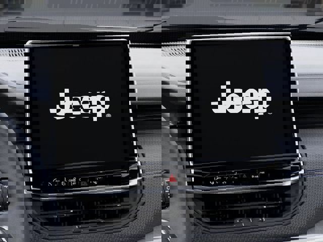 New 2026 Jeep Compass Limited image 18