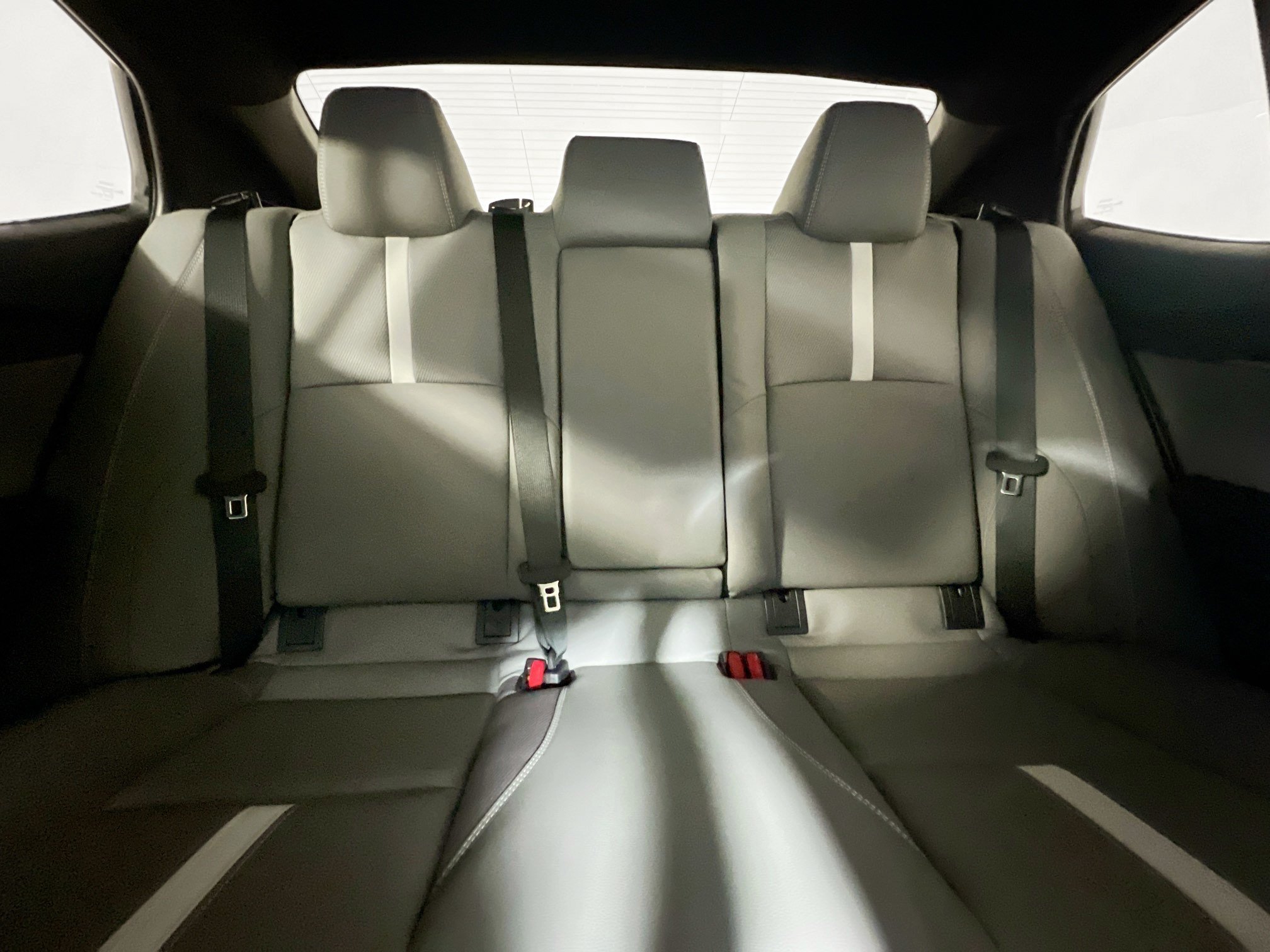 Used 2026 Toyota Camry SE FWD image 32
