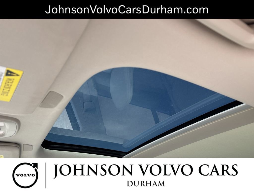 Used 2024 Volvo XC90 B5 Core w/ Protection Package Premier image 16