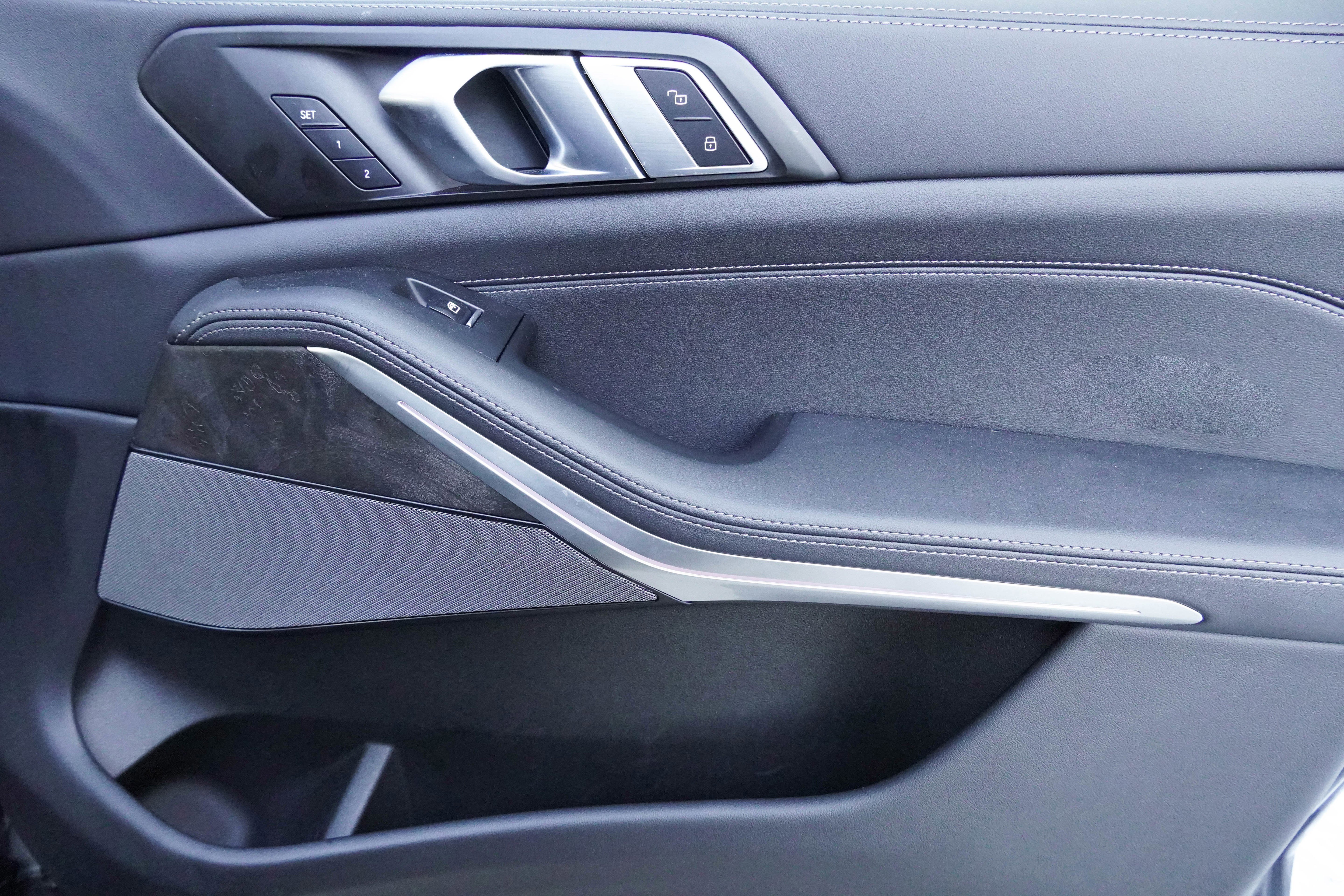 Certified 2026 BMW X7 xDrive40i w/ M Sport Package image 32