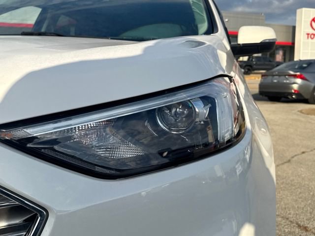 Used 2022 Ford Edge Titanium image 11
