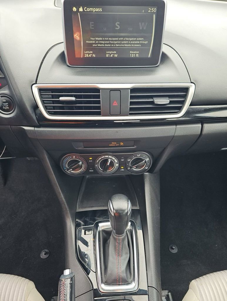 Used 2016 MAZDA MAZDA3 i Touring FWD image 5