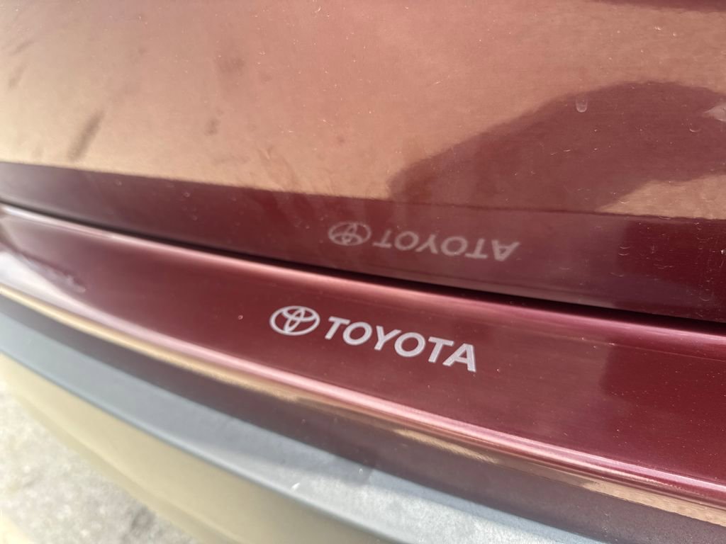Used 2019 Toyota Highlander LE FWD image 41