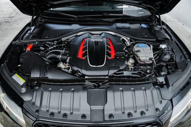 Used 2014 Audi RS 7 Prestige image 25