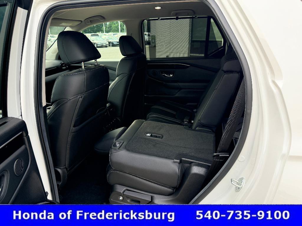 Certified 2025 Honda Pilot EX-L image 29