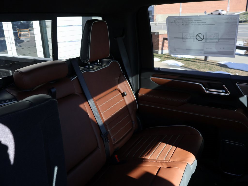 New 2026 GMC Sierra 2500 Denali Ultimate w/ Max Trailering Package image 13