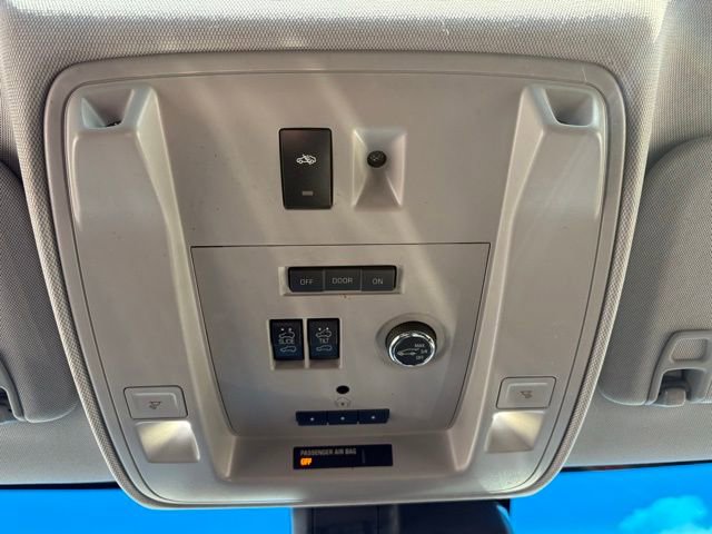 Used 2016 Cadillac Escalade Luxury image 36