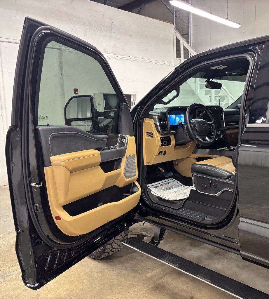 Used 2024 Ford F250 Lariat w/ Lariat Ultimate Package AWD/4WD image 21