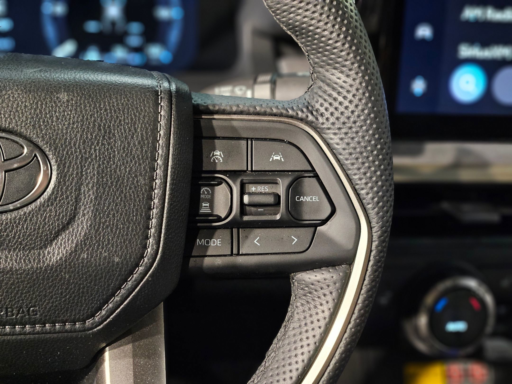 Used 2024 Toyota Tacoma 4x4 Double Cab Hybrid image 28