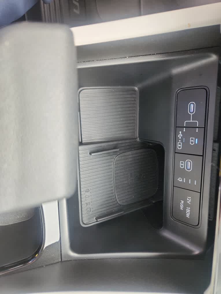 Used 2025 Hyundai Tucson SEL FWD image 11