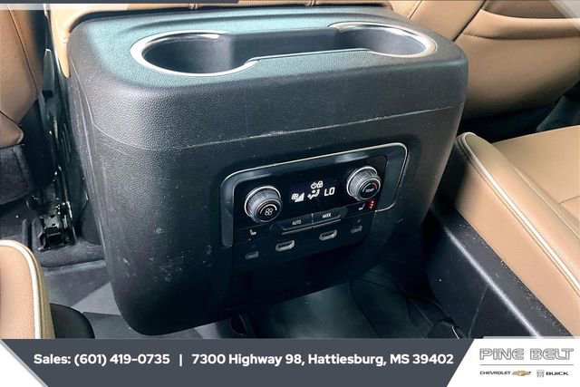 Used 2024 Chevrolet Suburban Premier w/ Premium Package image 25