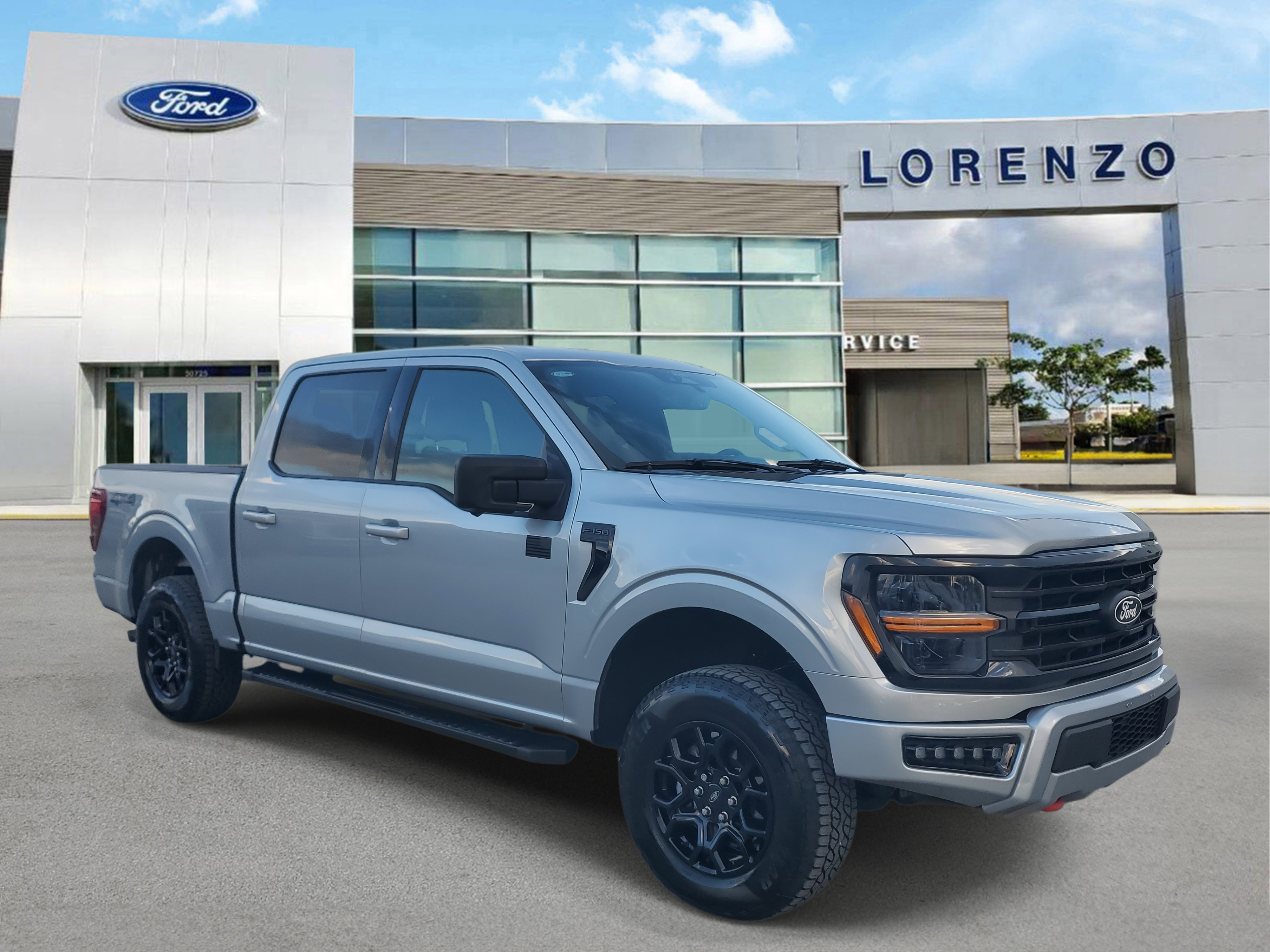 Used 2024 Ford F150 XLT w/ XLT Black Appearance Package image 3