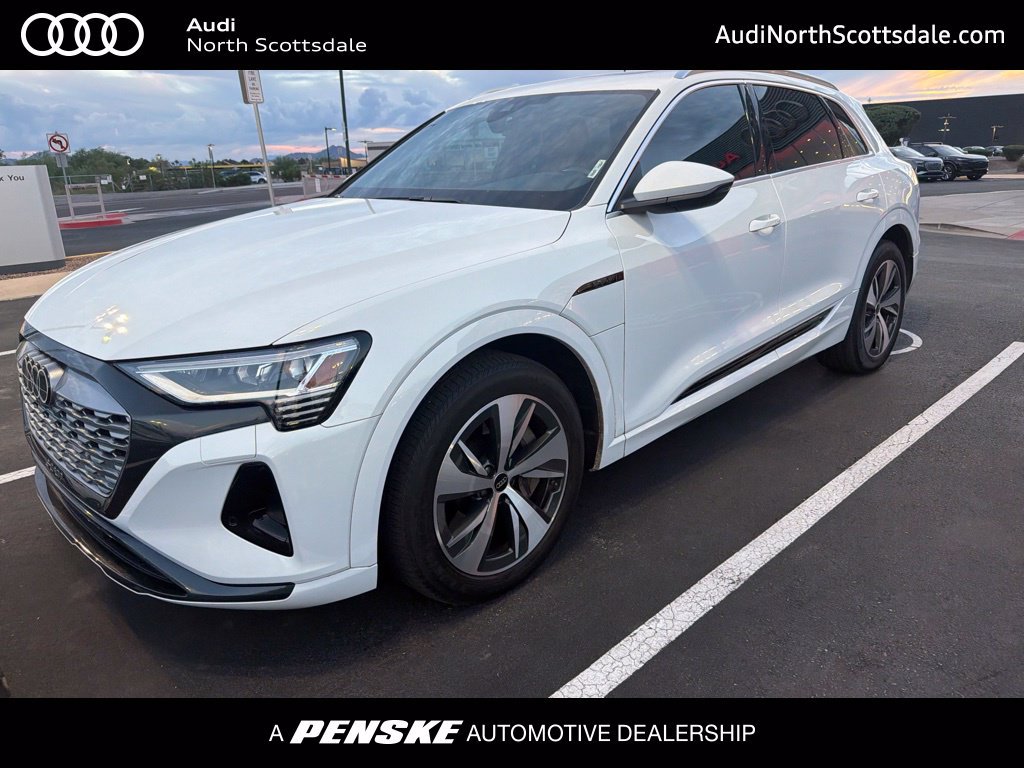 Used 2024 Audi Q8 e-tron Premium AWD/4WD image 1