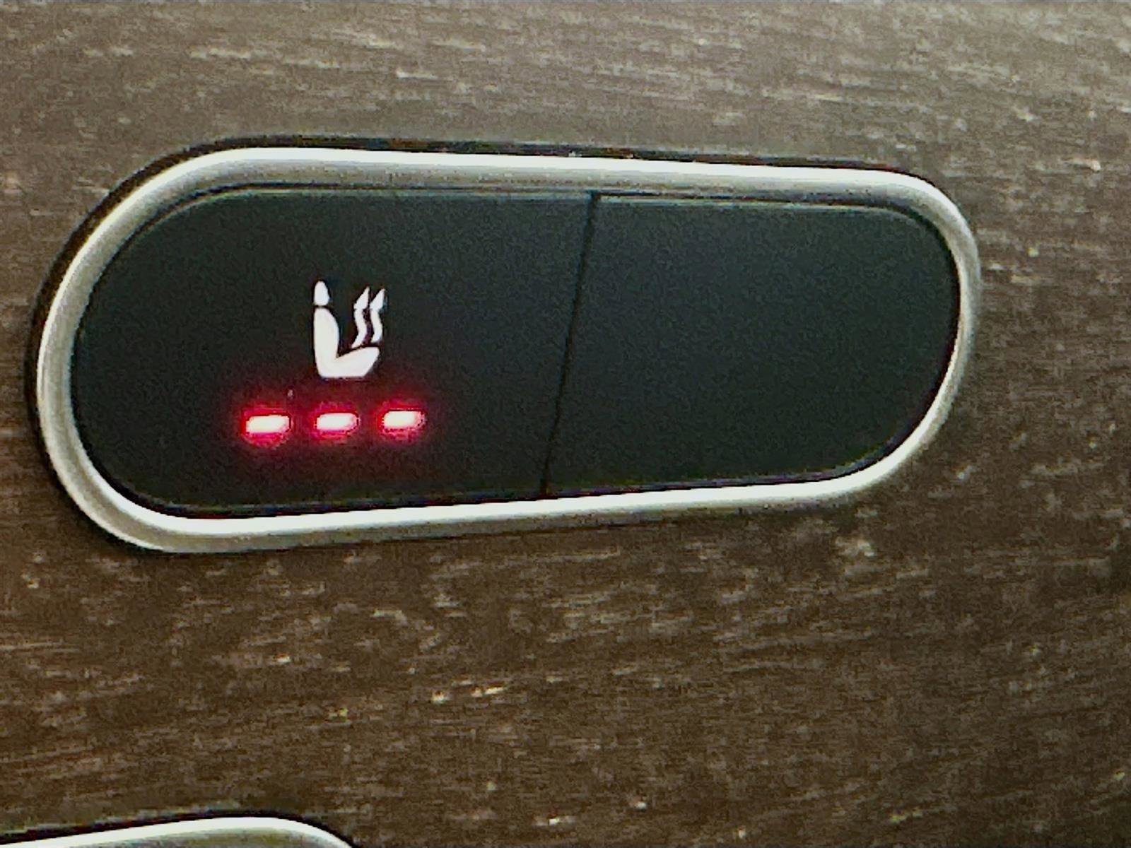 Used 2020 Mercedes-Benz GLB 250 4MATIC image 24