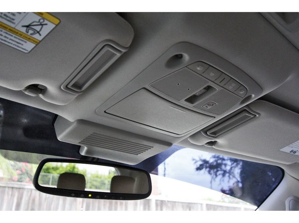 Used 2020 Nissan Armada SL w/ Premium Package RWD image 27
