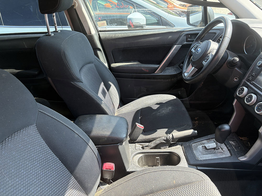 Used 2017 Subaru Forester 2.5i w/ Alloy Wheel Package image 5