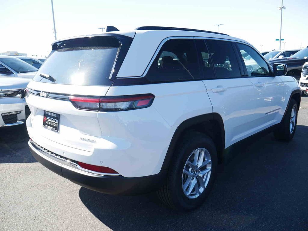 New 2025 Jeep Grand Cherokee Laredo X w/ Luxury Tech Group I image 15