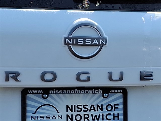 New 2026 Nissan Rogue SV w/ SV Premium Package image 12