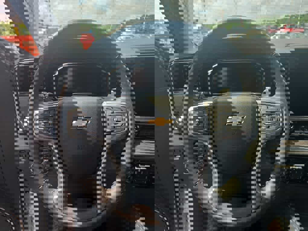 Used 2024 Chevrolet Silverado 1500 LTZ w/ LTZ Convenience Package II image 19