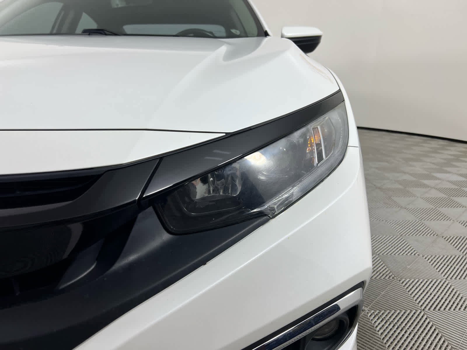 Used 2019 Honda Civic EX-L image 10