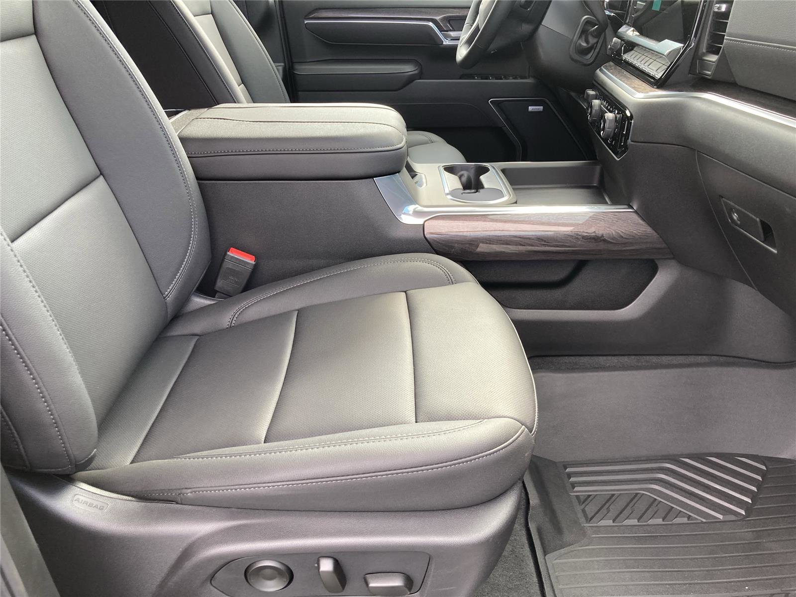 New 2026 Chevrolet Silverado 2500 LTZ w/ LTZ Plus Package image 32