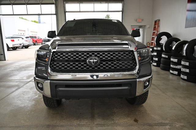 Used 2019 Toyota Tundra SR5 AWD/4WD image 2