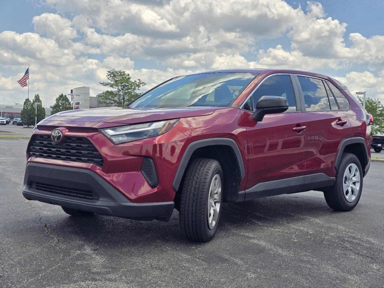 Certified 2023 Toyota RAV4 LE FWD image 9