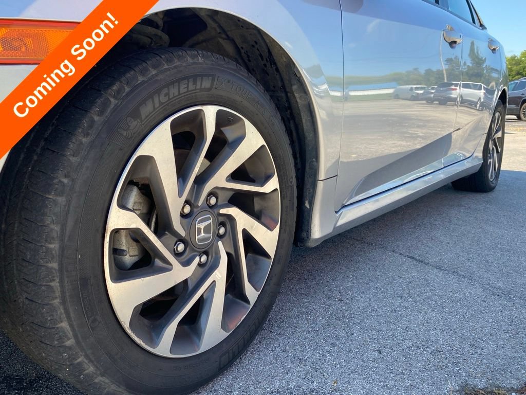 Used 2018 Honda Civic EX image 14